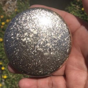 Here comes joy face powder